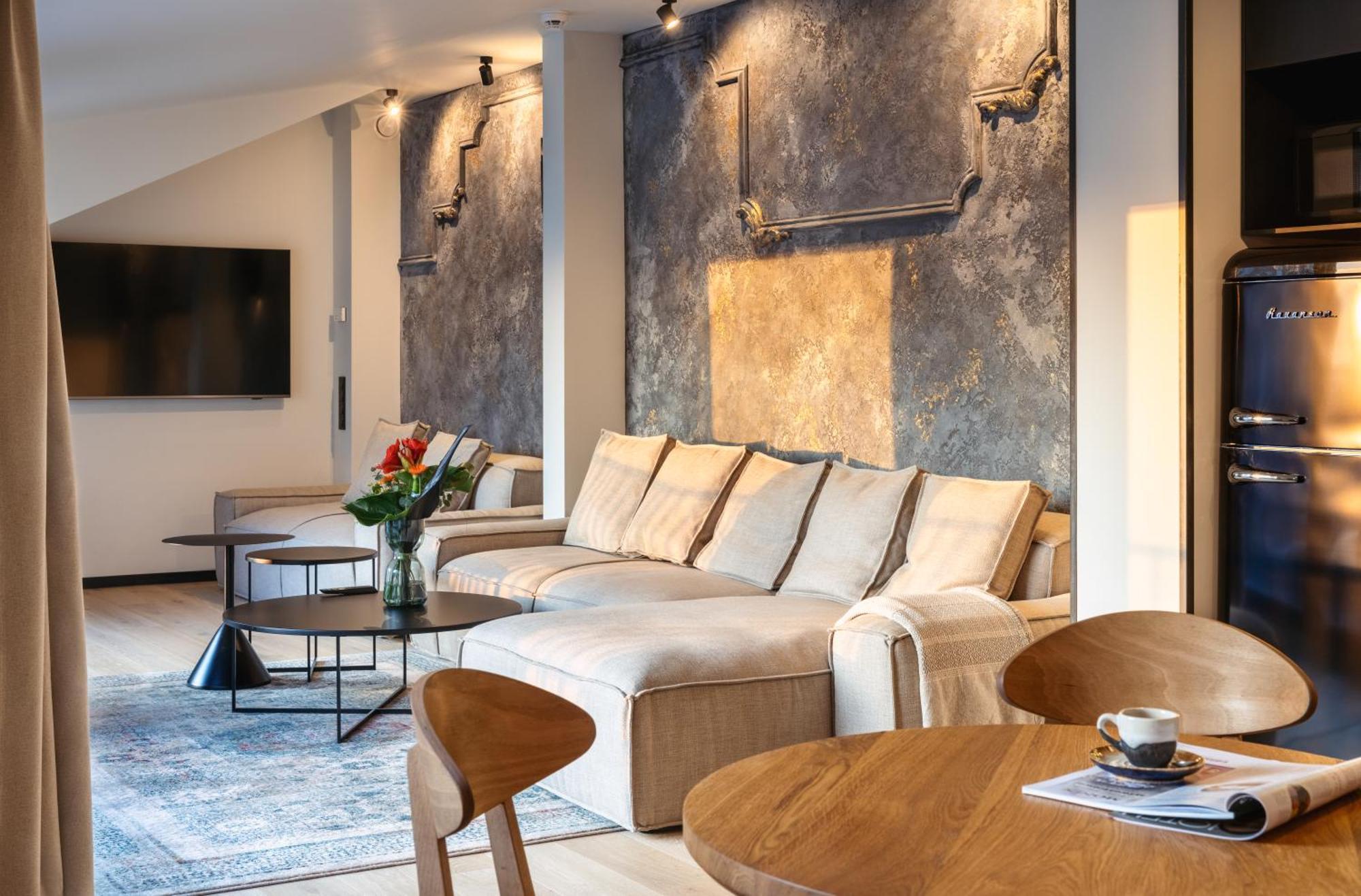 Nomadic Urban Premium Suites Cracovie Extérieur photo