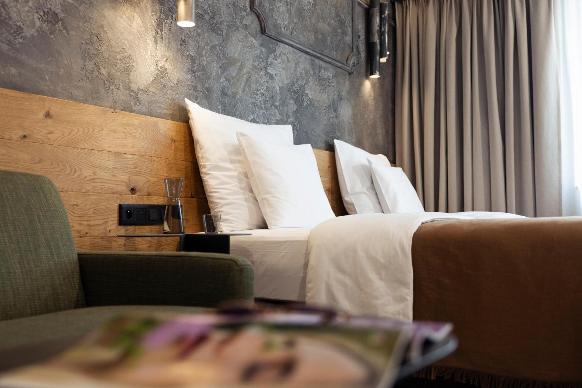Nomadic Urban Premium Suites Cracovie Extérieur photo